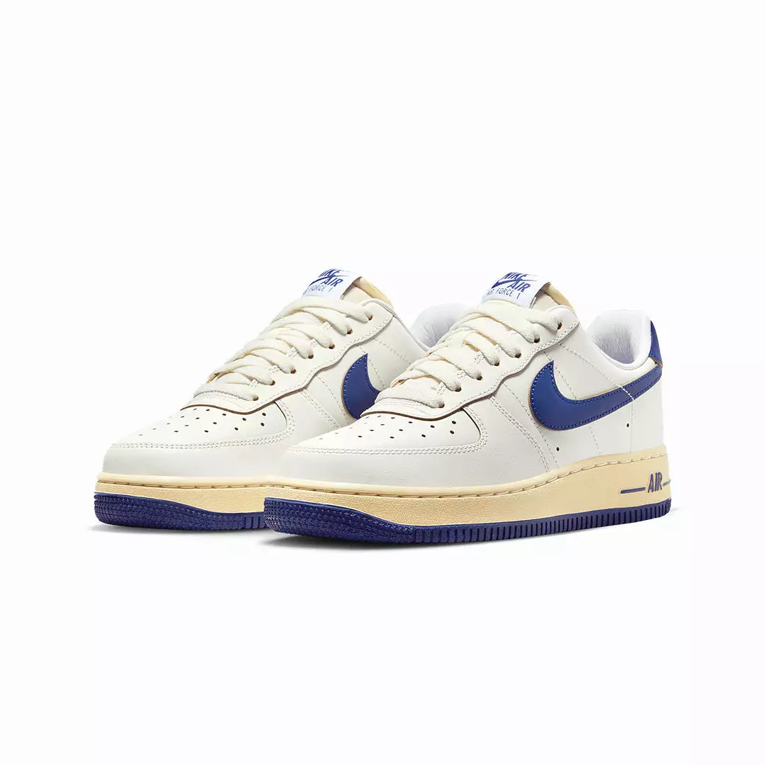 WMN'S AIR FORCE 1 '07 'SAIL/DEEP ROYAL BLUE-PALE VANILLA'