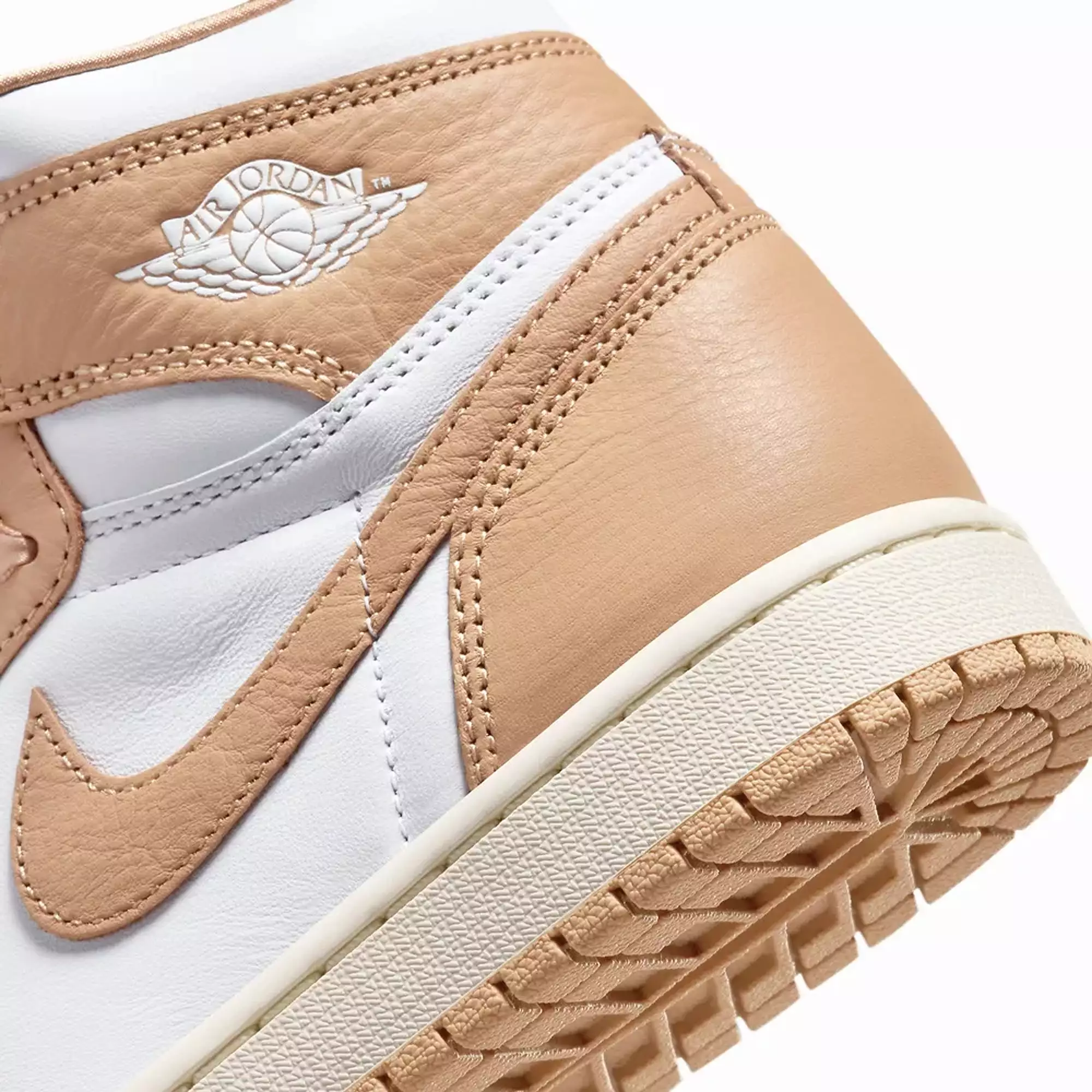 WMN'S AIR JORDAN 1 RETRO HIGH OG 'PRALINE/WHITE-SAIL'