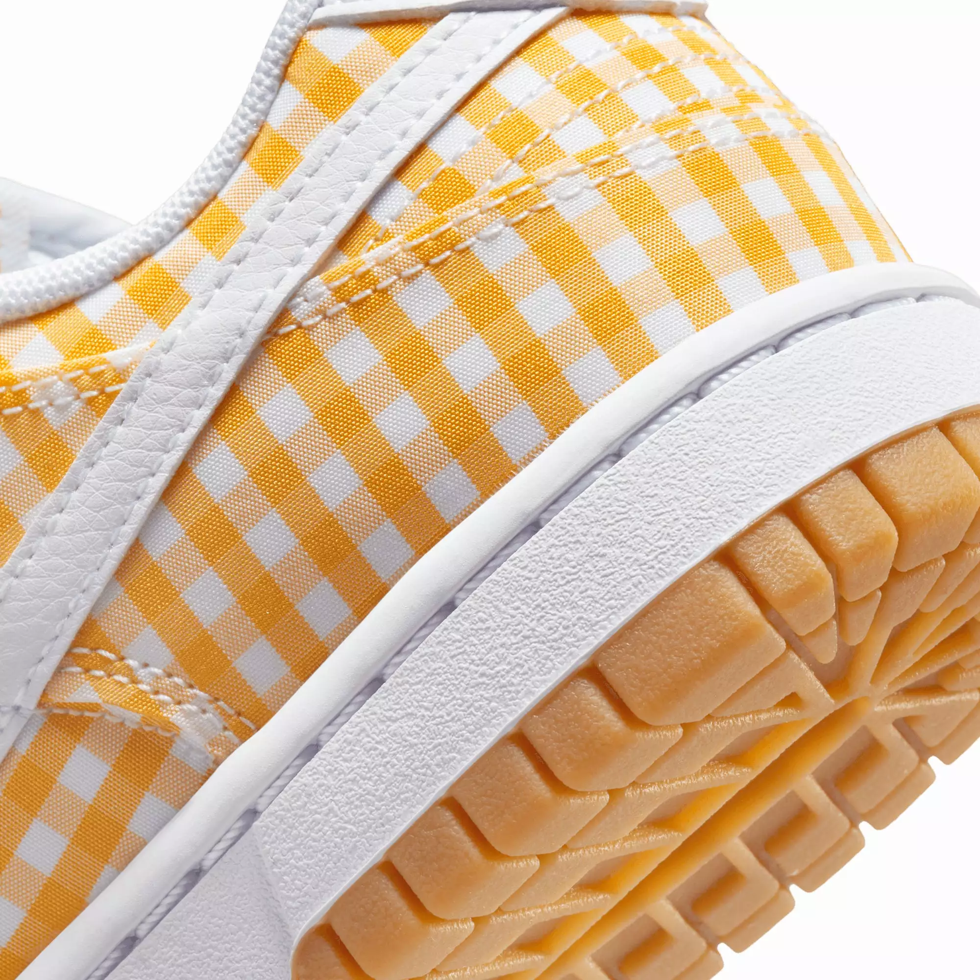 WMN'S DUNK LOW 'VIVID SULFUR/WHITE-GUM LIGHT BROWN'